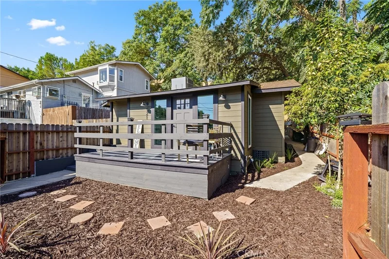521 Olive Street, Paso Robles, CA 93446