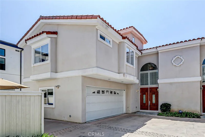 413 N Elena Avenue B, Redondo Beach, CA 90277