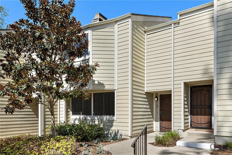 3 Moonrise Court, Newport Beach, CA 92663