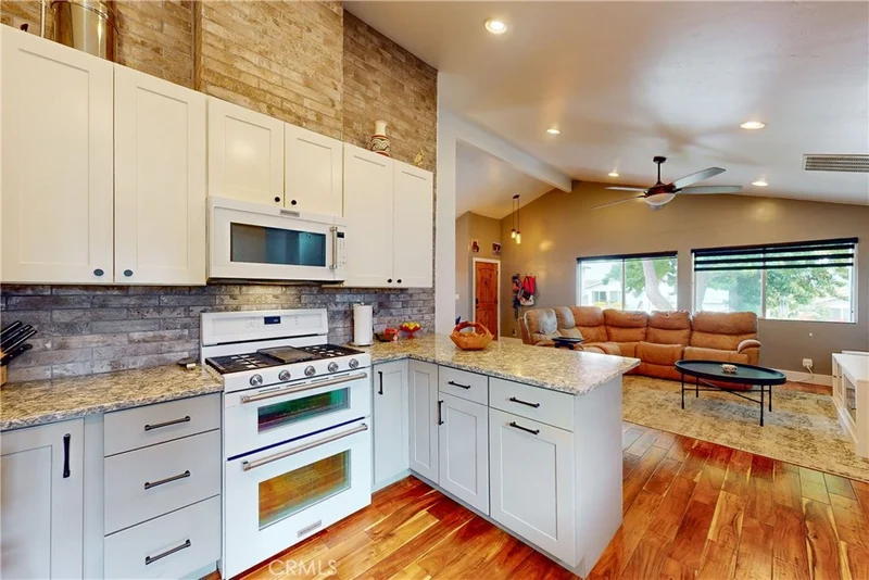 118 Marian Way, Pismo Beach, CA 93449