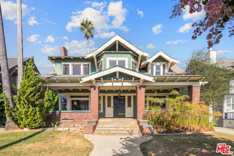 1253 3rd Avenue, Los Angeles, CA 90019