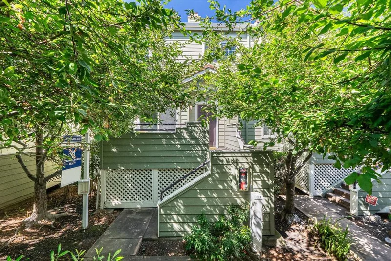 1151 La Rochelle Terrace B, Sunnyvale, CA 94089