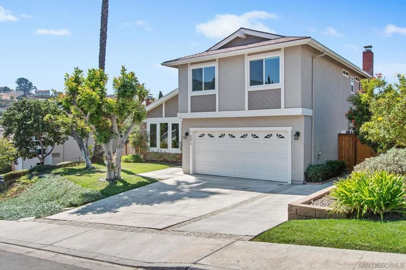 9075 Meadowrun Way, San Diego, CA 92129