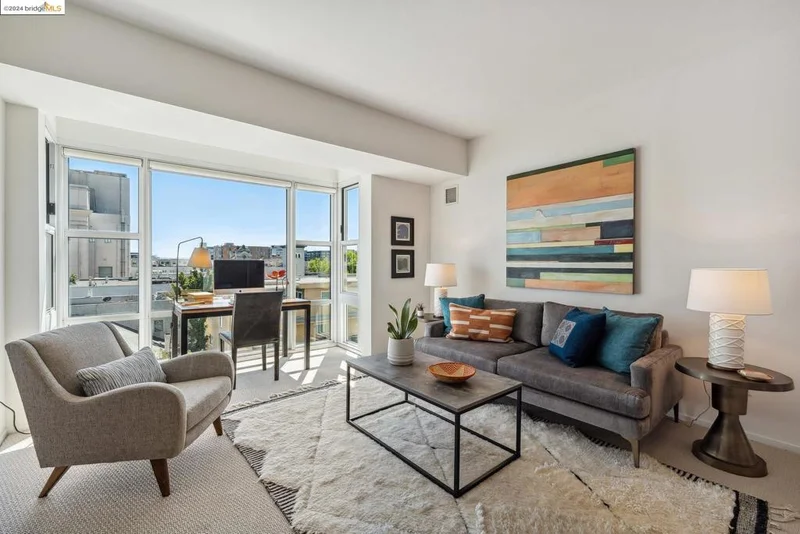 1 Lakeside 614, Oakland, CA 94612