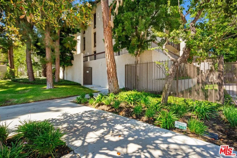 8512 Tuscany Avenue 217, Playa Del Rey, CA 90293