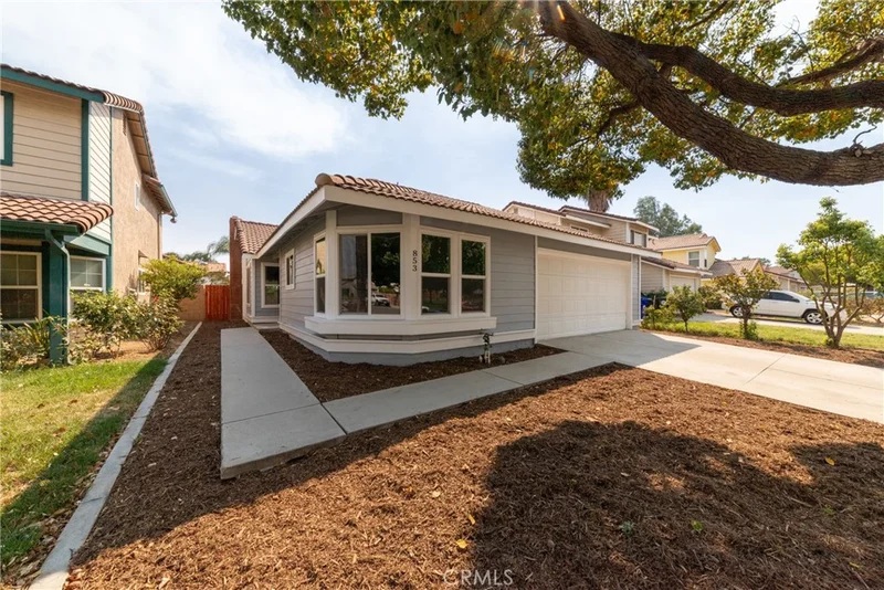 853 E Jackson Street, Rialto, CA 92376