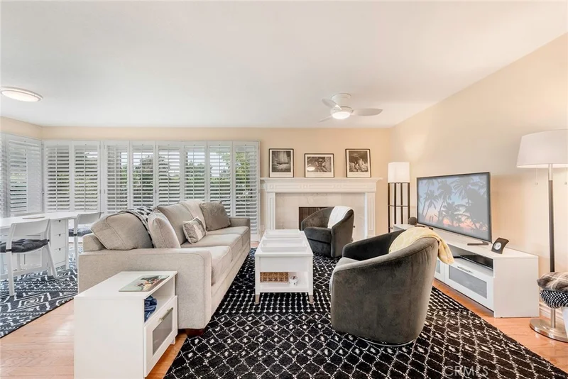 6312 Riviera Circle, Long Beach, CA 90815
