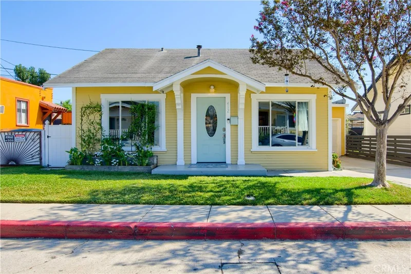 412 W Acacia Avenue, Glendale, CA 91204