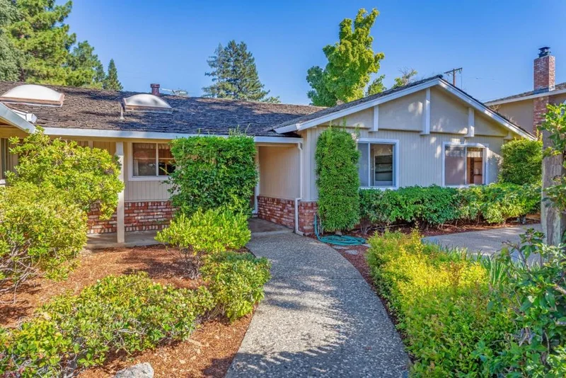 104 Verona Court, Los Gatos, CA 95030