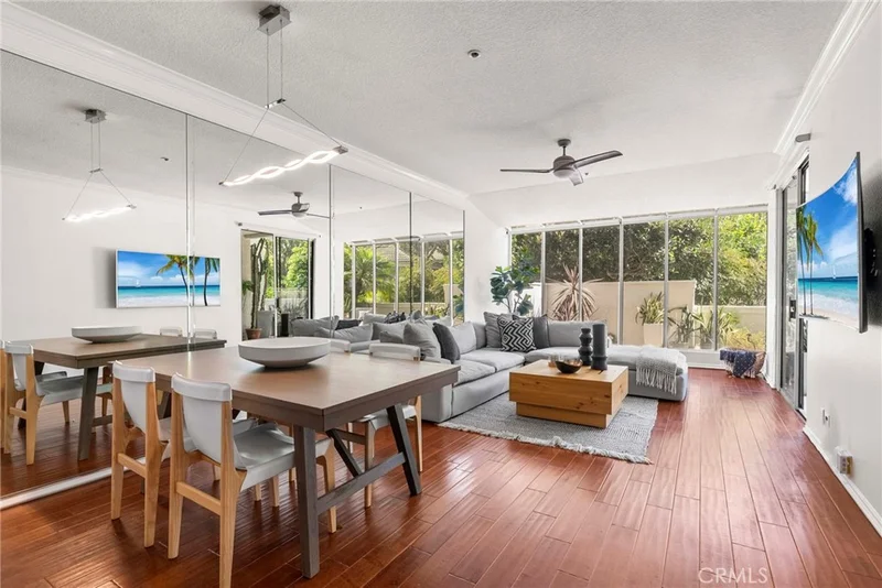 230 Lille Lane 101, Newport Beach, CA 92663