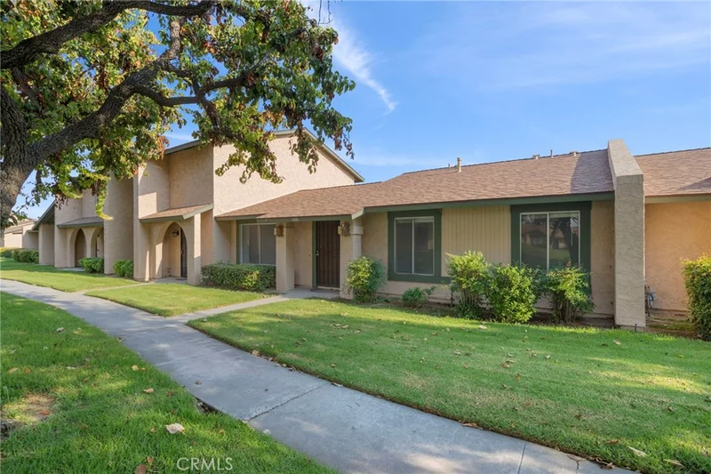 5091 Fashion Place, Riverside, CA 92504