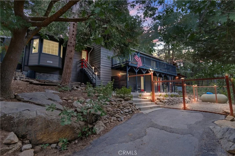 6157 Oak Avenue, Angelus Oaks, CA 92305