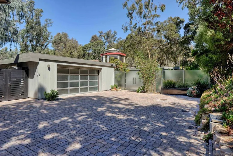 3003 N Arroyo Dr, San Diego, CA 92103