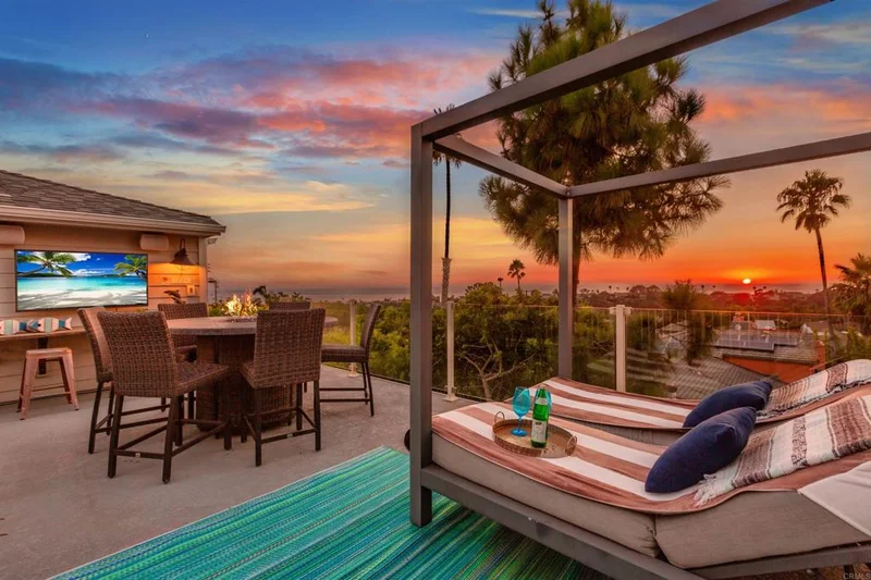 1044 Genie Lane, Cardiff By The Sea, CA 92007