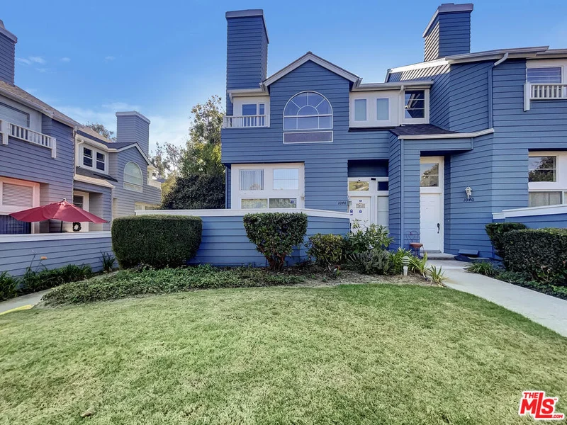 1048 Thomas Lane 84, Ventura, CA 93003