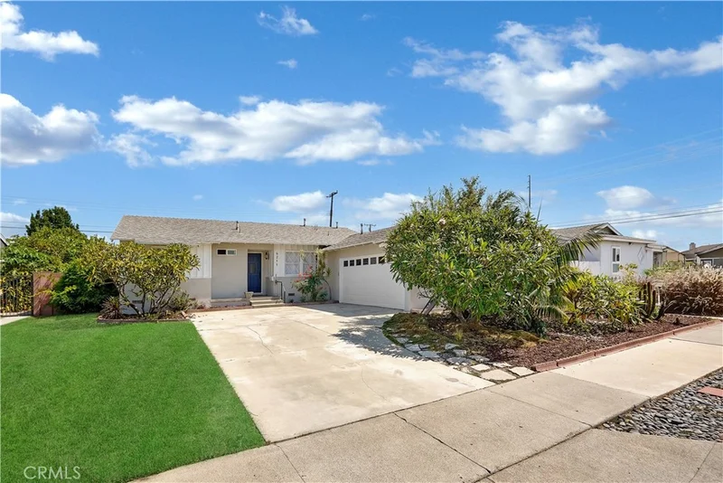 6211 Choctaw Drive, Westminster, CA 92683