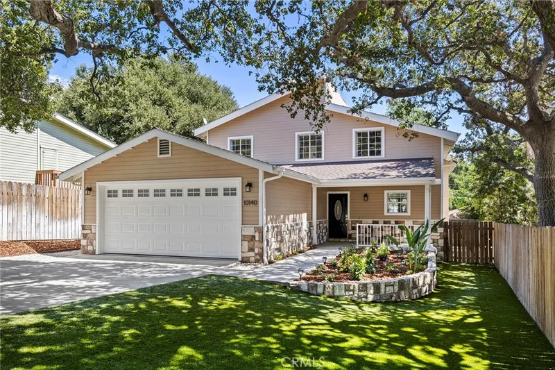 10140 Golden Oaks Avenue, Tujunga, CA 91042