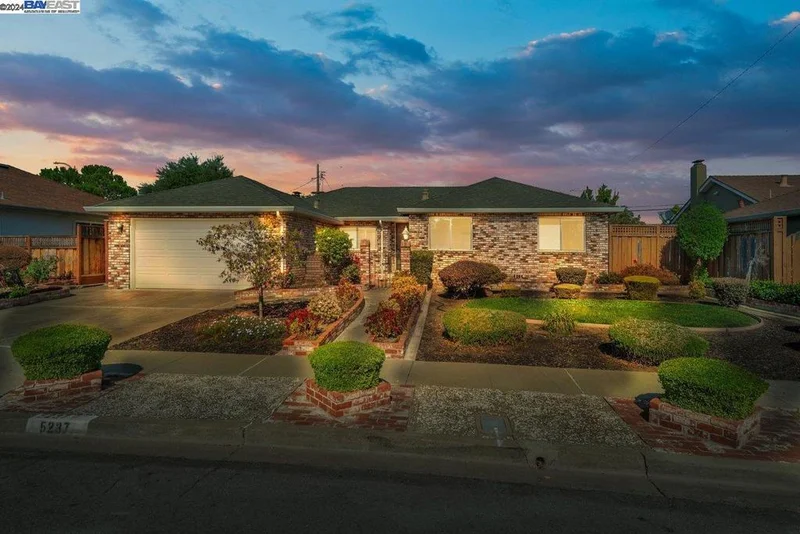 5237 Brophy Dr, Fremont, CA 94536