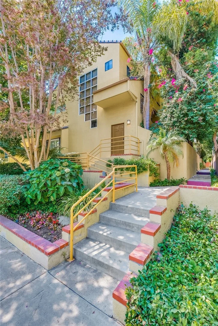 795 Magnolia Avenue 14, Pasadena, CA 91106