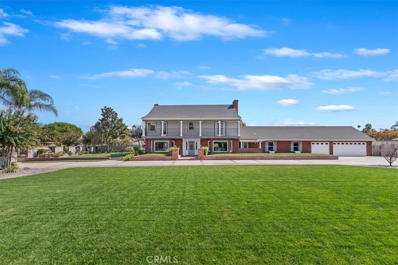 7820 Summit Street, Riverside, CA 92504