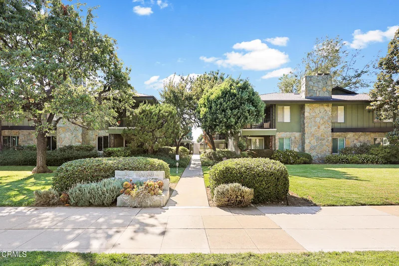 1189 S Orange Grove Boulevard, Pasadena, CA 91105