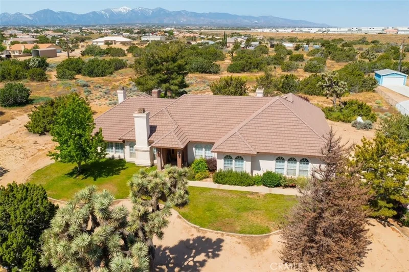 7930 Lassen, Oak Hills, CA 92344