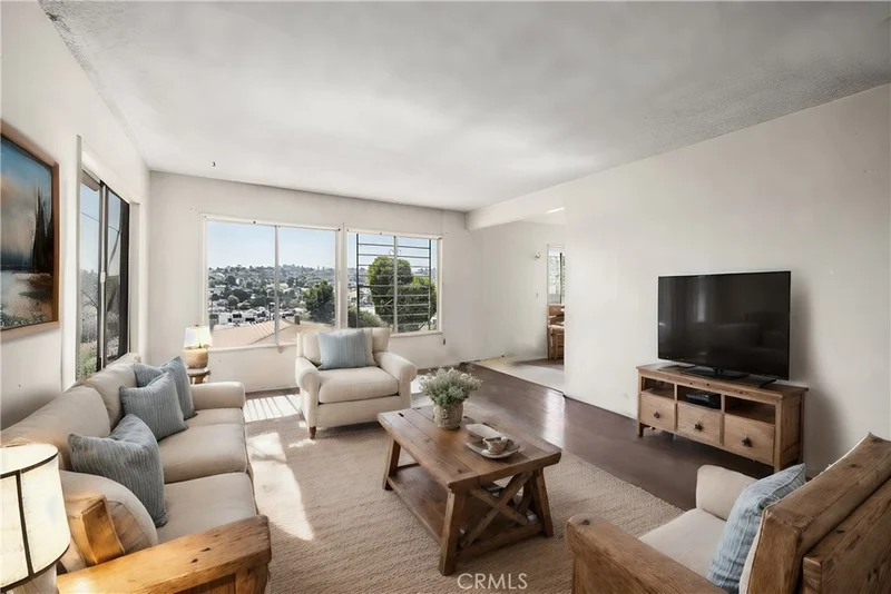4325 York Blvd, Eagle Rock, CA 90041