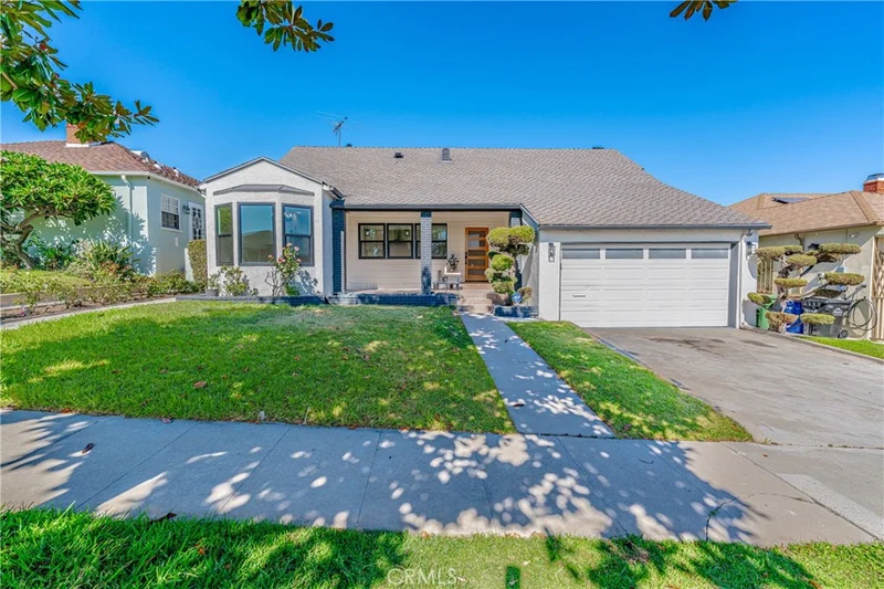 5040 S Verdun Avenue, Windsor Hills, CA 90043