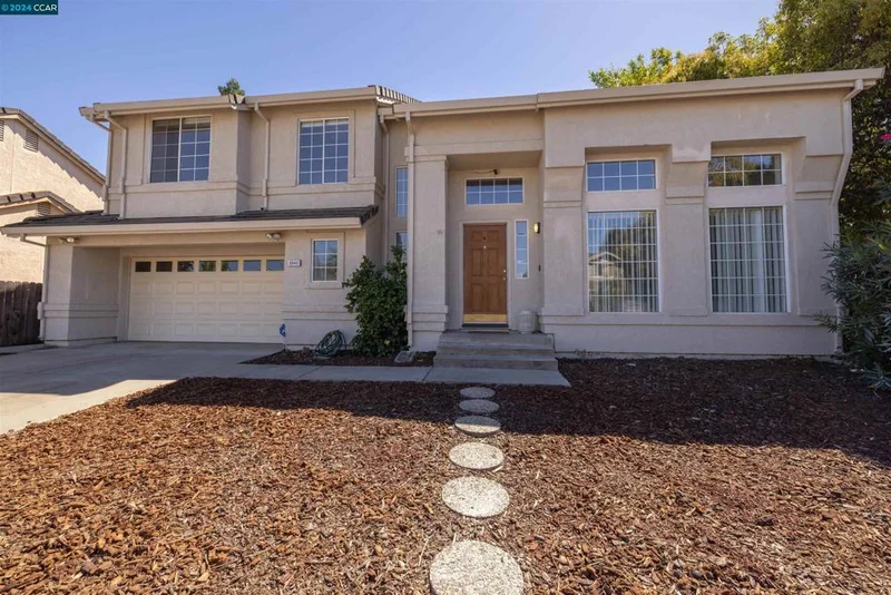 8940 Redwater Dr, Antelope, CA 95843