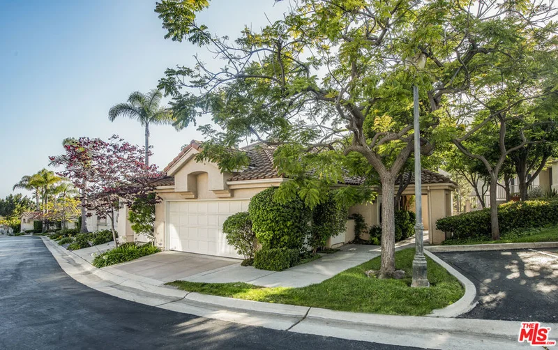 628 Palisades Drive, Pacific Palisades, CA 90272