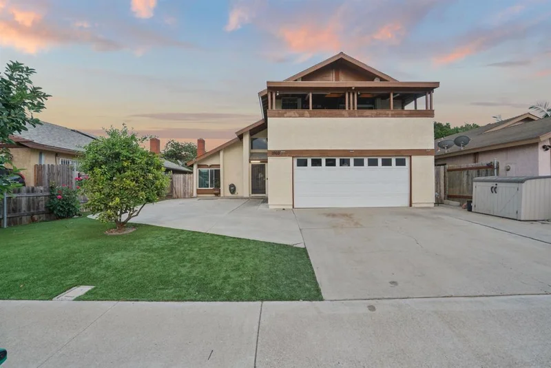 1869 Corbin St, San Diego, CA 92154