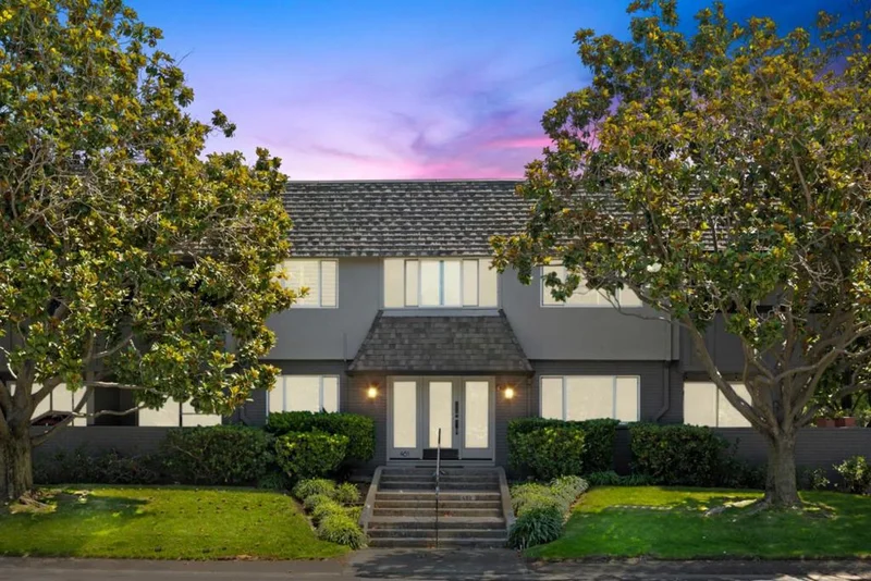 461 Burgess Drive 12, Menlo Park, CA 94025