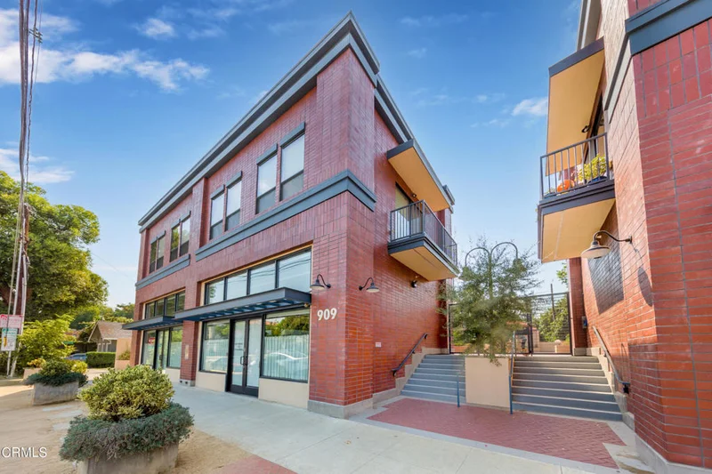 909 El Centro Street 103, South Pasadena, CA 91030
