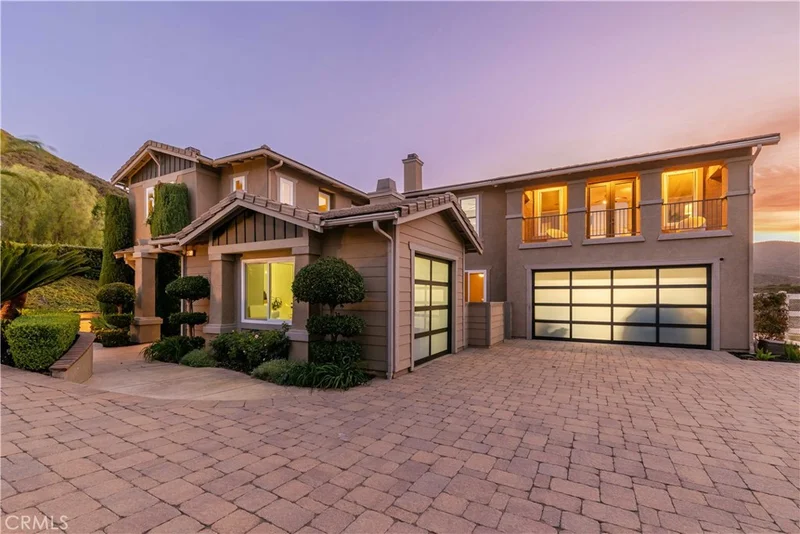 42974 Joshua Tree Court, Murrieta, CA 92562