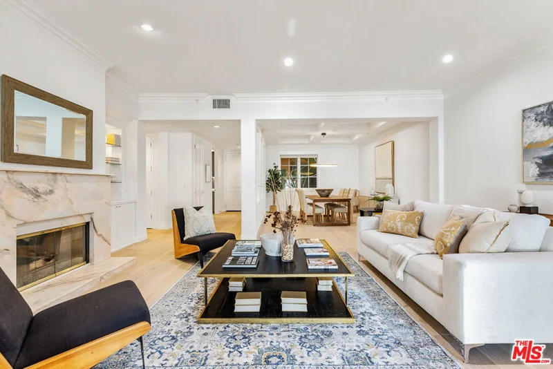 11500 San Vicente 315, Los Angeles, CA 90049