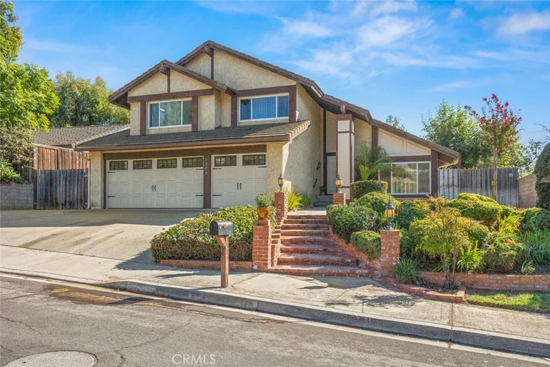 1236 Witherspoon Drive, Thousand Oaks, CA 91360