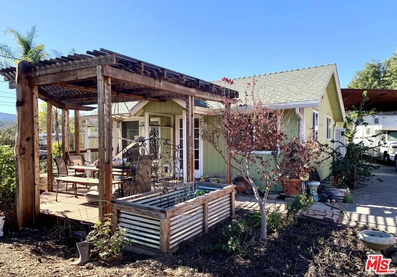125 Prospect Street, Oak View, CA 93022