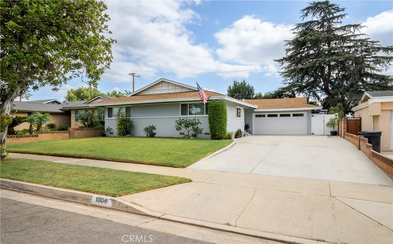 1004 E Wanamaker Drive, Covina, CA 91724