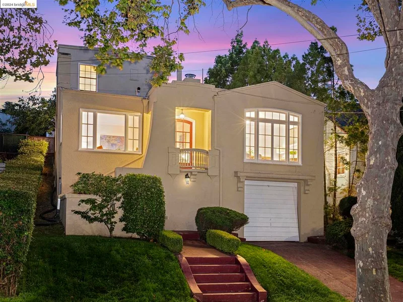 26 Jerome Ave, Piedmont, CA 94611-4136