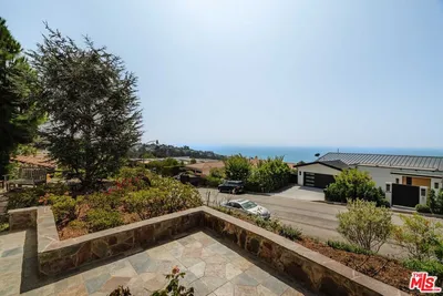 18041 Blue Sail Drive photo 2
