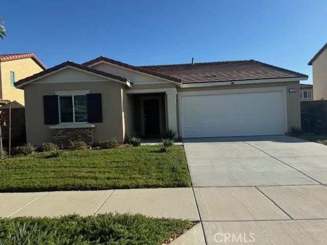 1249 Memorial Avenue, Hemet, CA 92543