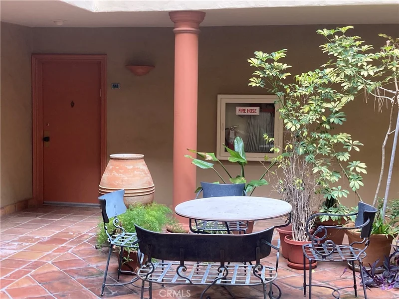 12500 Huston Street 108, Valley Village, CA 91607