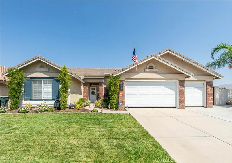 22520 Silver Dollar Street, Corona, CA 92883