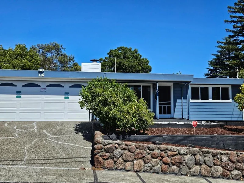 116 Walnut Avenue