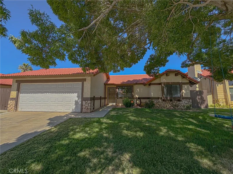 1021 Angela Court, Lancaster, CA 93535