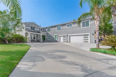 7410 Crawford Place