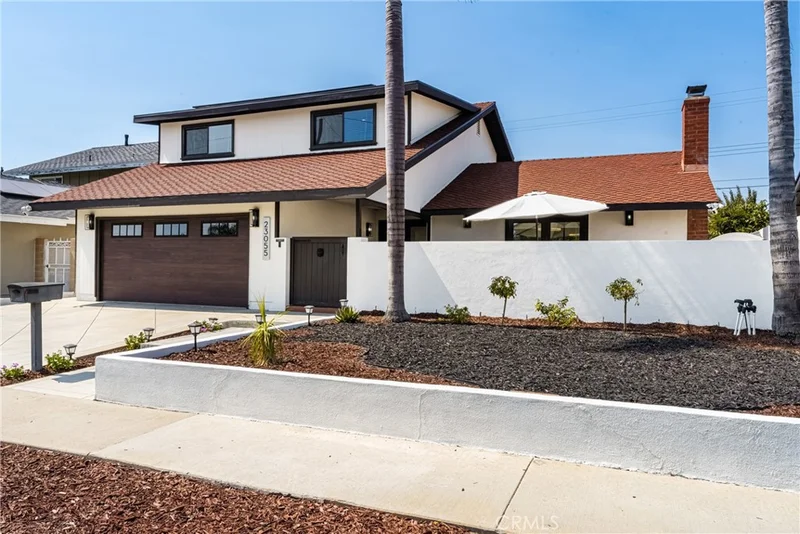 23055 El Caballo Street, Lake Forest, CA 92630