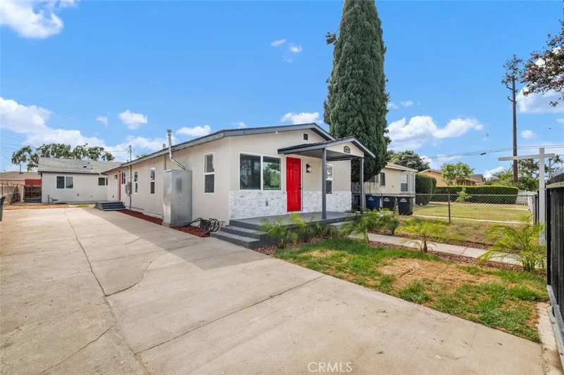 10136 San Carlos Avenue, South Gate, CA 90280