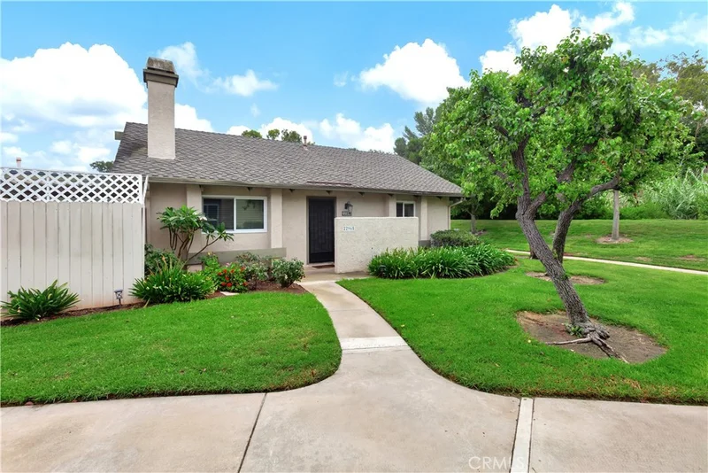 22965 Caminito Olivia 51, Laguna Hills, CA 92653
