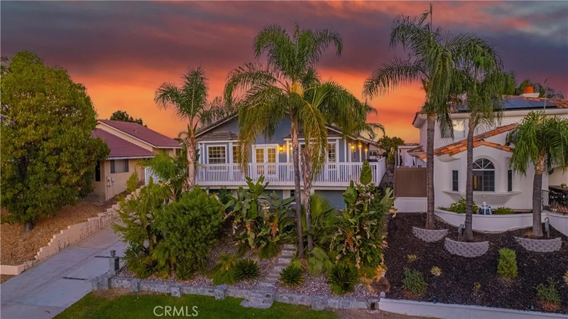30096 Swan Point Drive, Canyon Lake, CA 92587